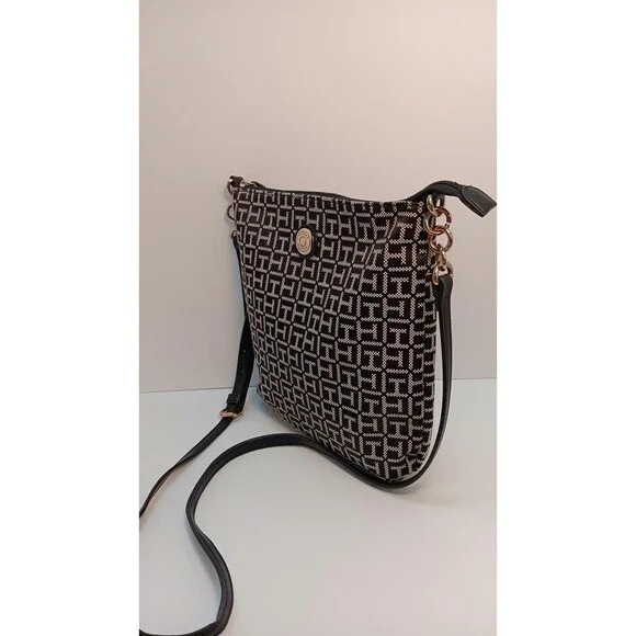 Tommy Hilfiger Bag / Crossbody Black White Monogram / Y2K Bag / Classic Preppy - Picture 12 of 15